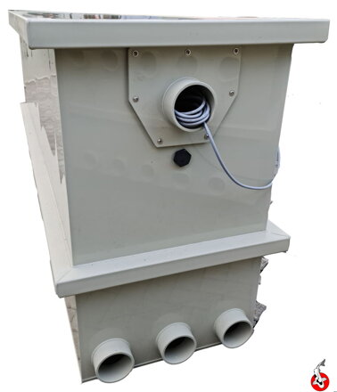 Kombinovaný bubnový filter CF35 s integrovanou biokomorou + komorou čerpadla Kombinovaný bubnový filter CF35 s integrovanou biokomorou + komorou čerpadla